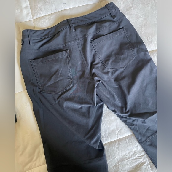 Lululemon pants - Picture 4 of 7